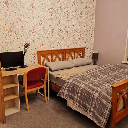 Sommerset Cottages - 2 Bedroom House Sunderland  Bagian luar foto