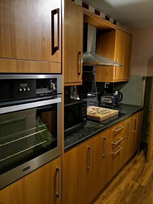 Sommerset Cottages - 2 Bedroom House Sunderland  Bagian luar foto