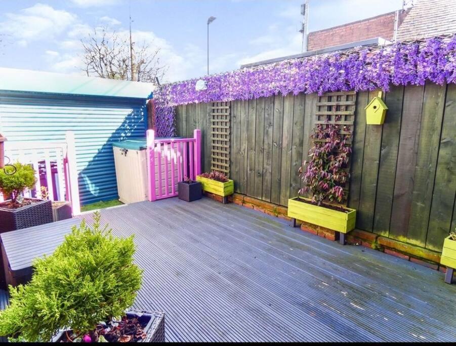Sommerset Cottages - 2 Bedroom House Sunderland  Bagian luar foto